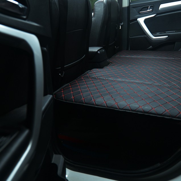 Universal Diamond Car Bed - Non-Inflatable Black and Red Stitching Luxury Leather Diamond Car Bed Mattress for Sale Universal Diamond Car Bed - Non-Inflatable Black and Red Stitching Luxury Leather Diamond Car Bed Mattress for Sale